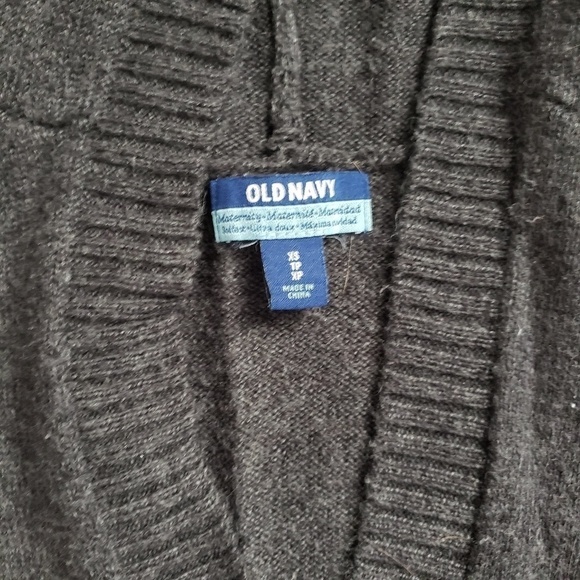 Old Navy Maternity hooded knit Sweater - Picture 7 of 7